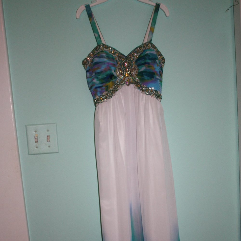 ***Floor length prom dress